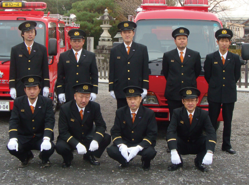 消防団の仲間達と
